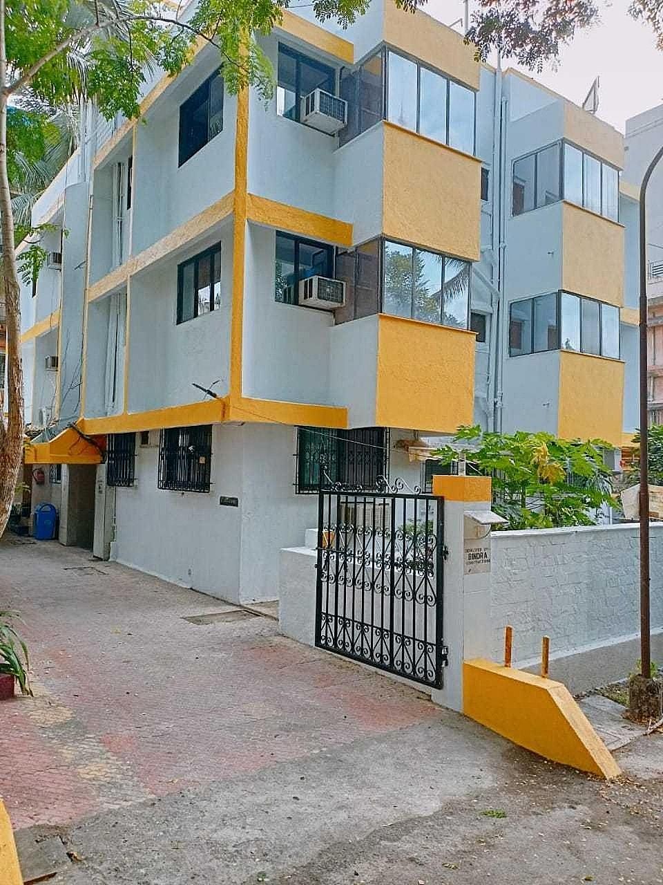 OYO Flagship 77048 Nishita Annex