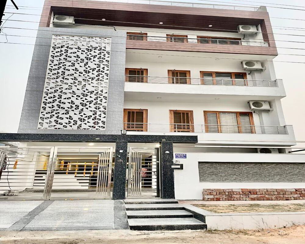 The Grand Suites - 122