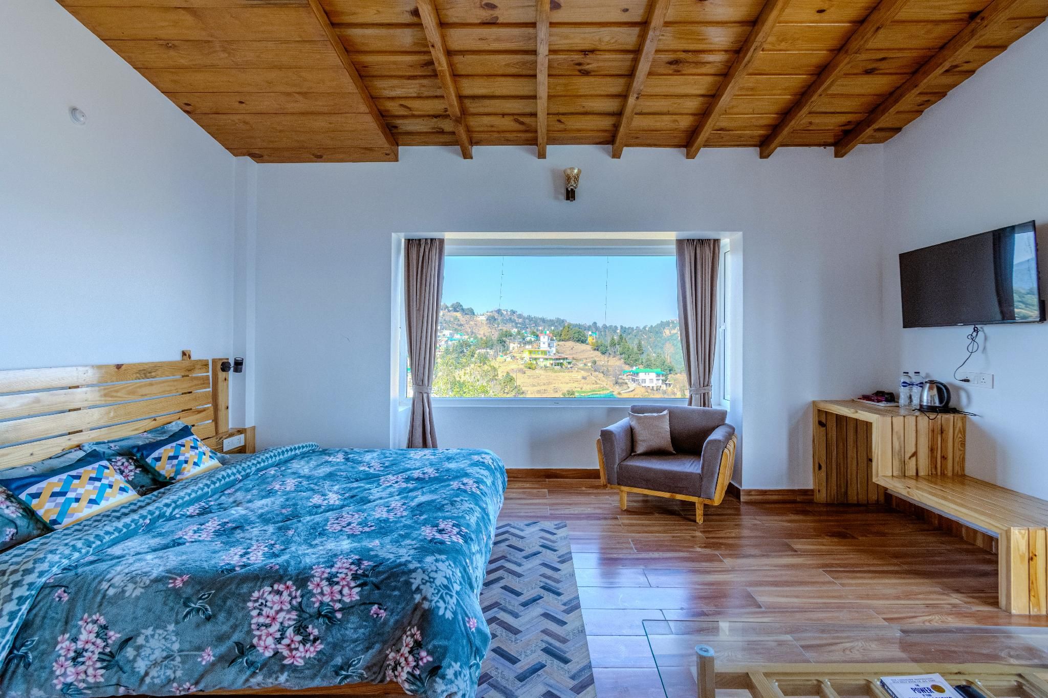 Executive King room- Mountain view