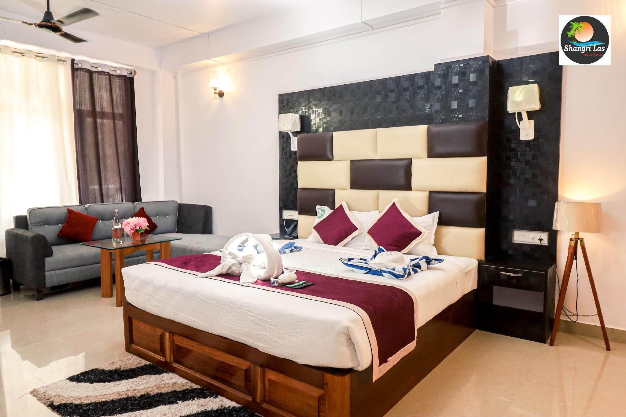 Deluxe AC Room