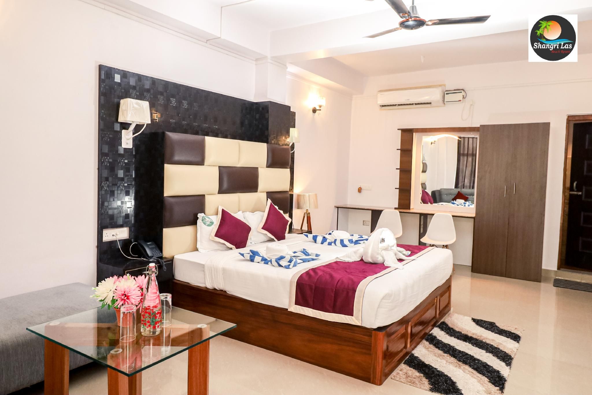 Deluxe AC Room