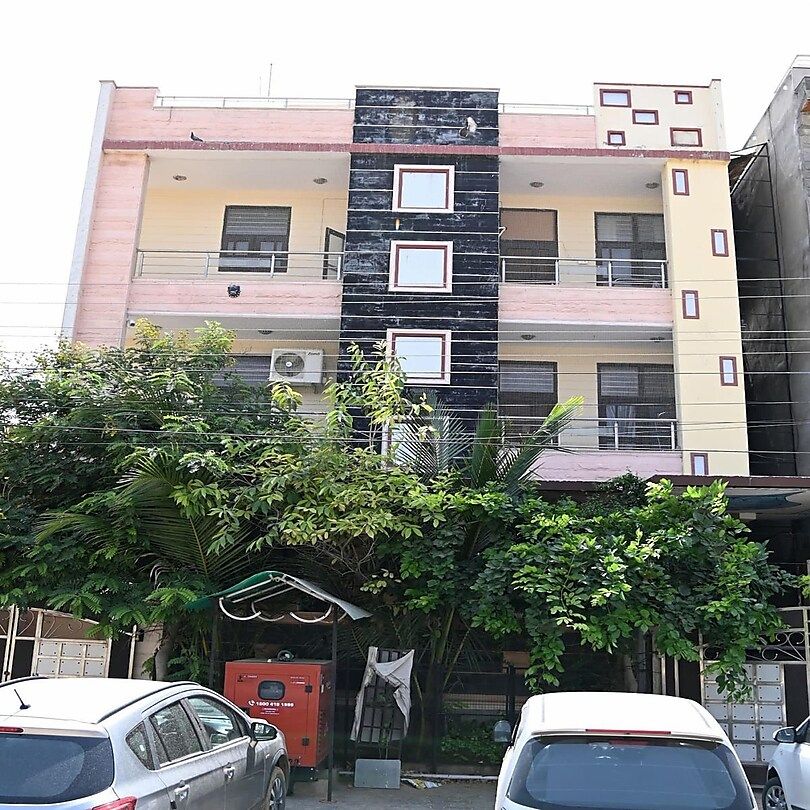 SOHANA's Apartment with Terrace Garden in Jaipur