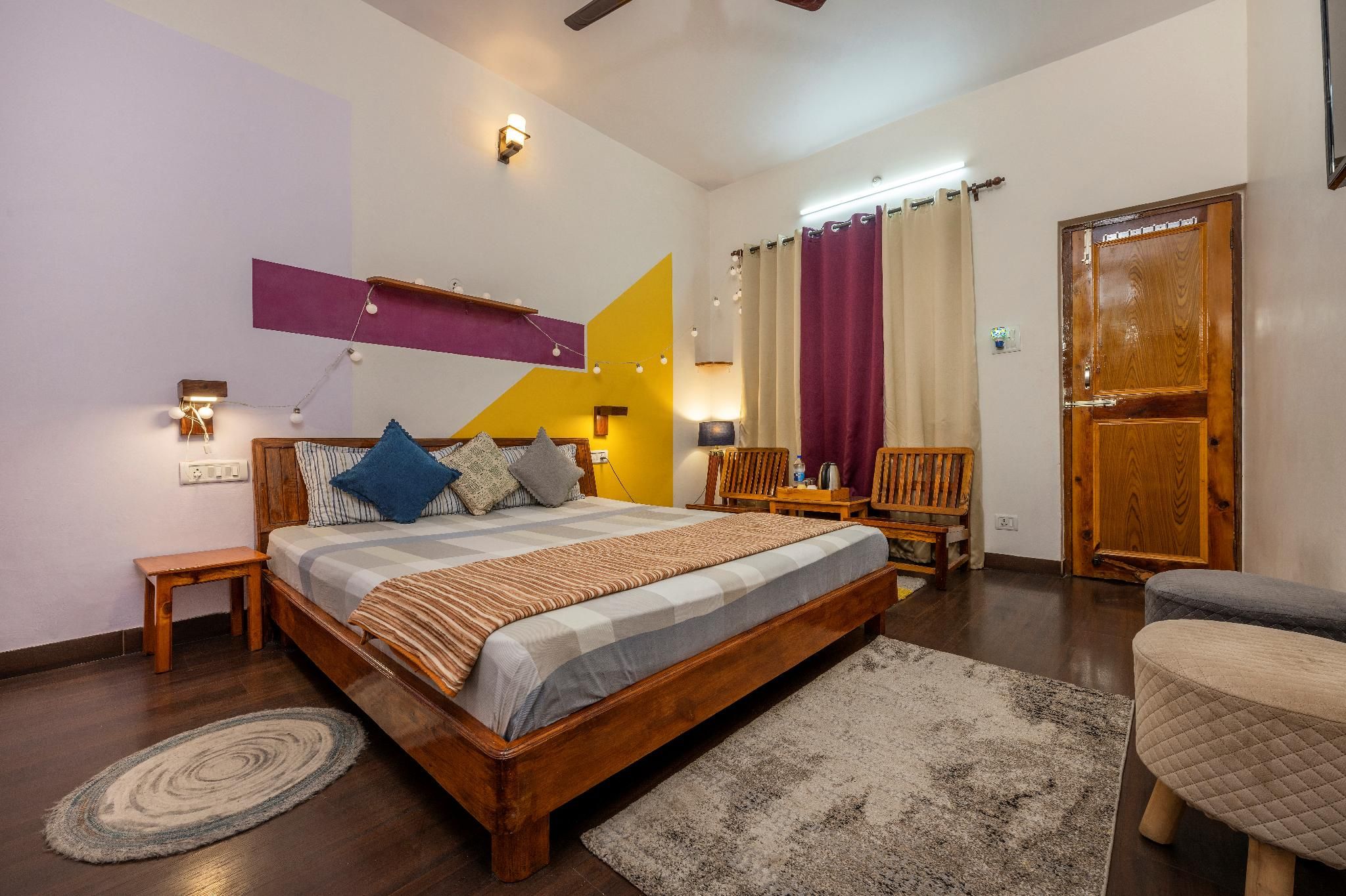 King Room with Balcony