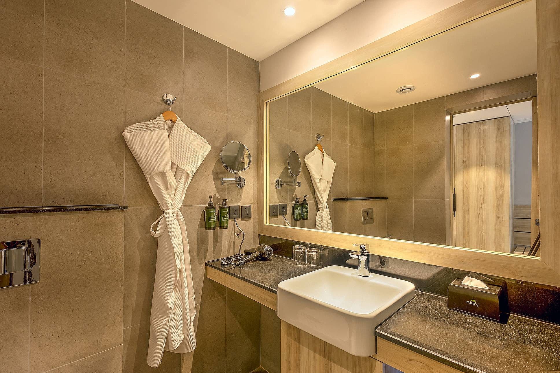 Ramada by Wyndham Goa Arpora Standard Room 7