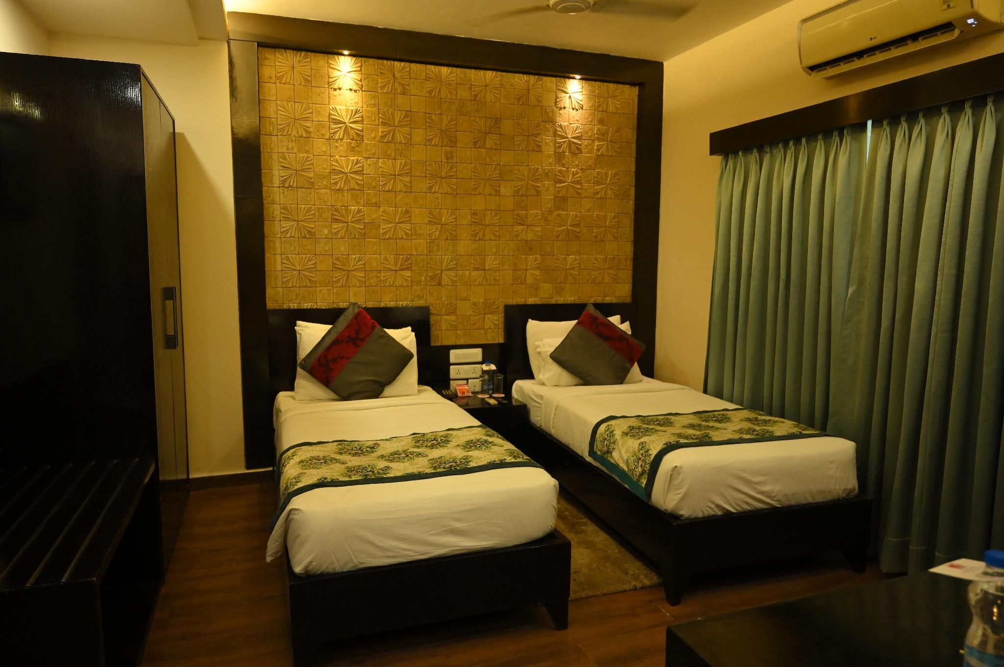 The Vaishnavi Deluxe Twin Room