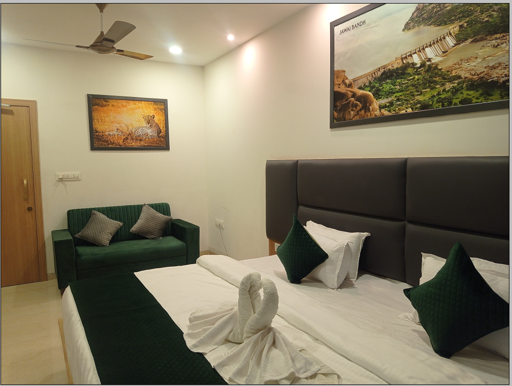 Luxury Garden View Suite