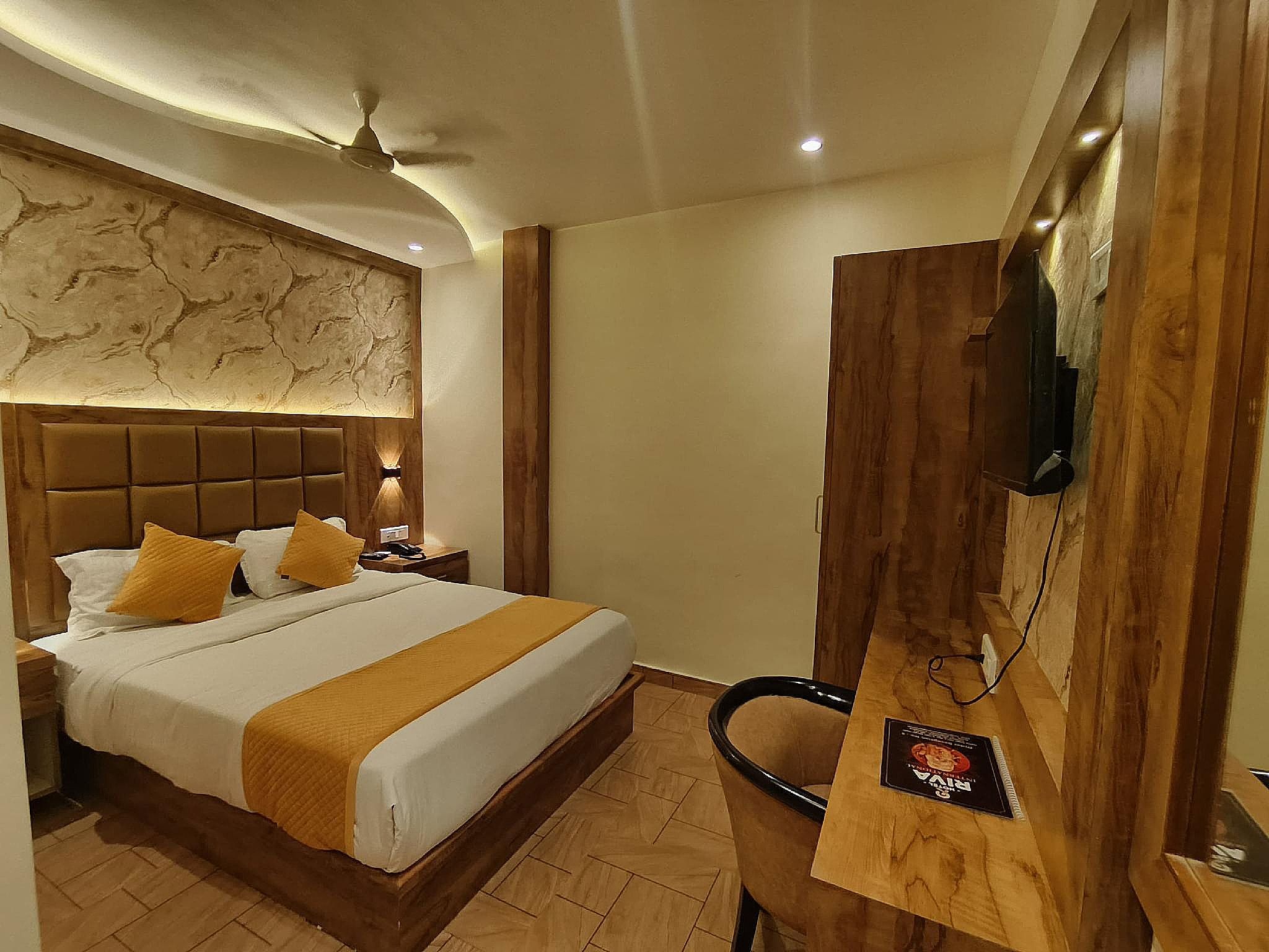 Hotel Riva International