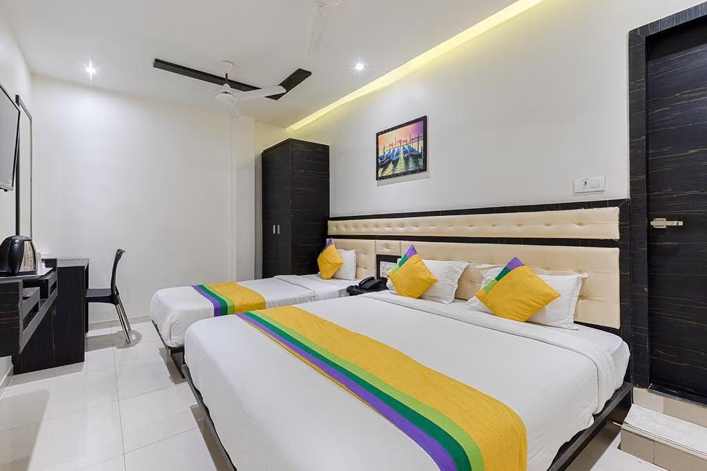 Hotel Riva International