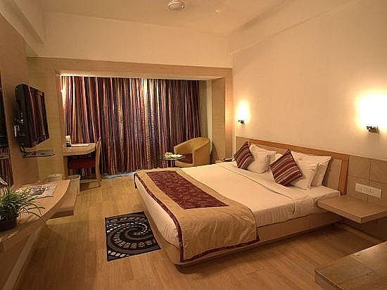 Bodhi Premier Room with Work Desk