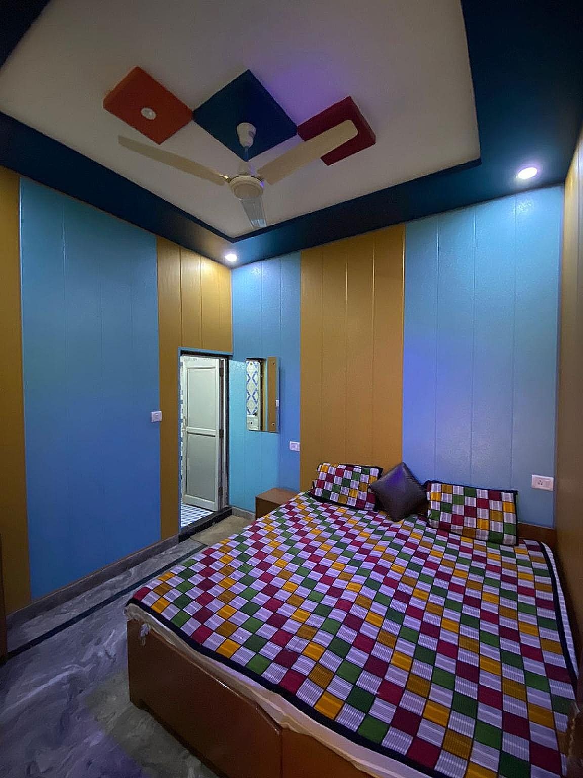 Friends Guest House and Hostel Double Room 2