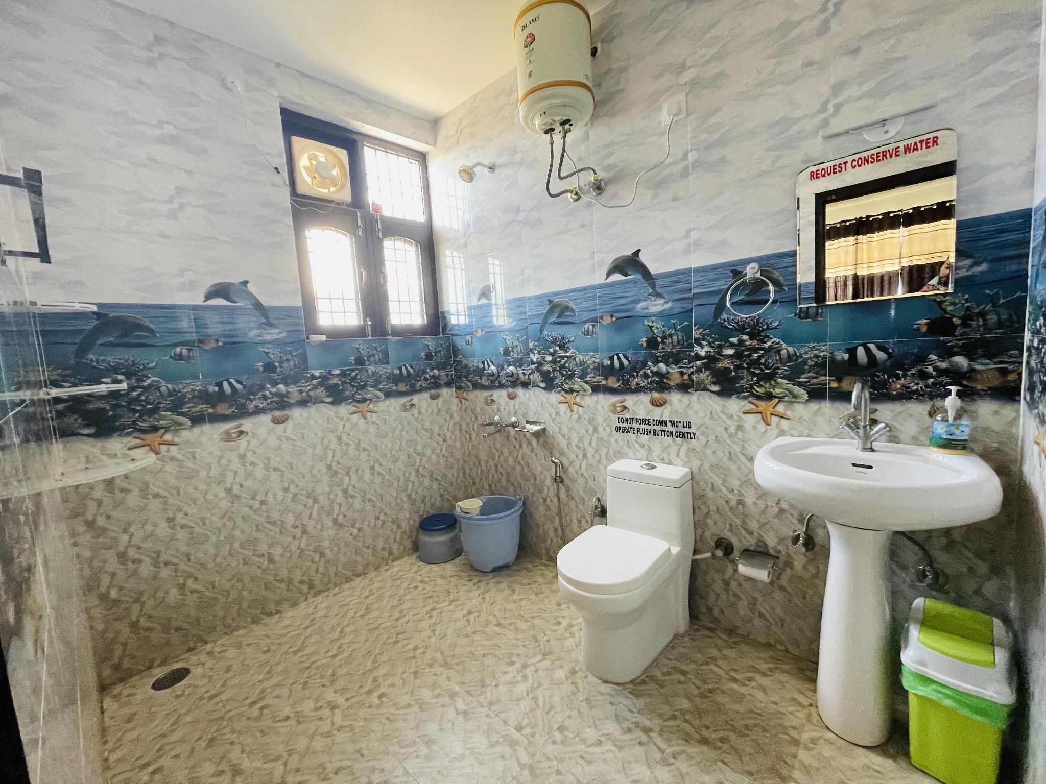 Himalayan Retreat Deluxe Room with Fan 2