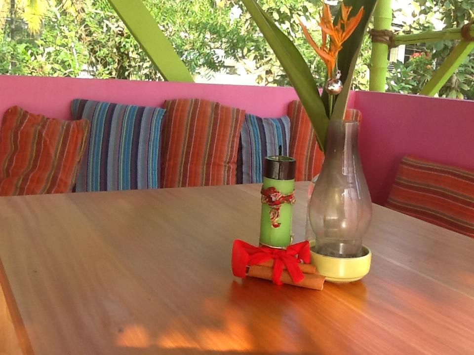 shared lounge/tv area