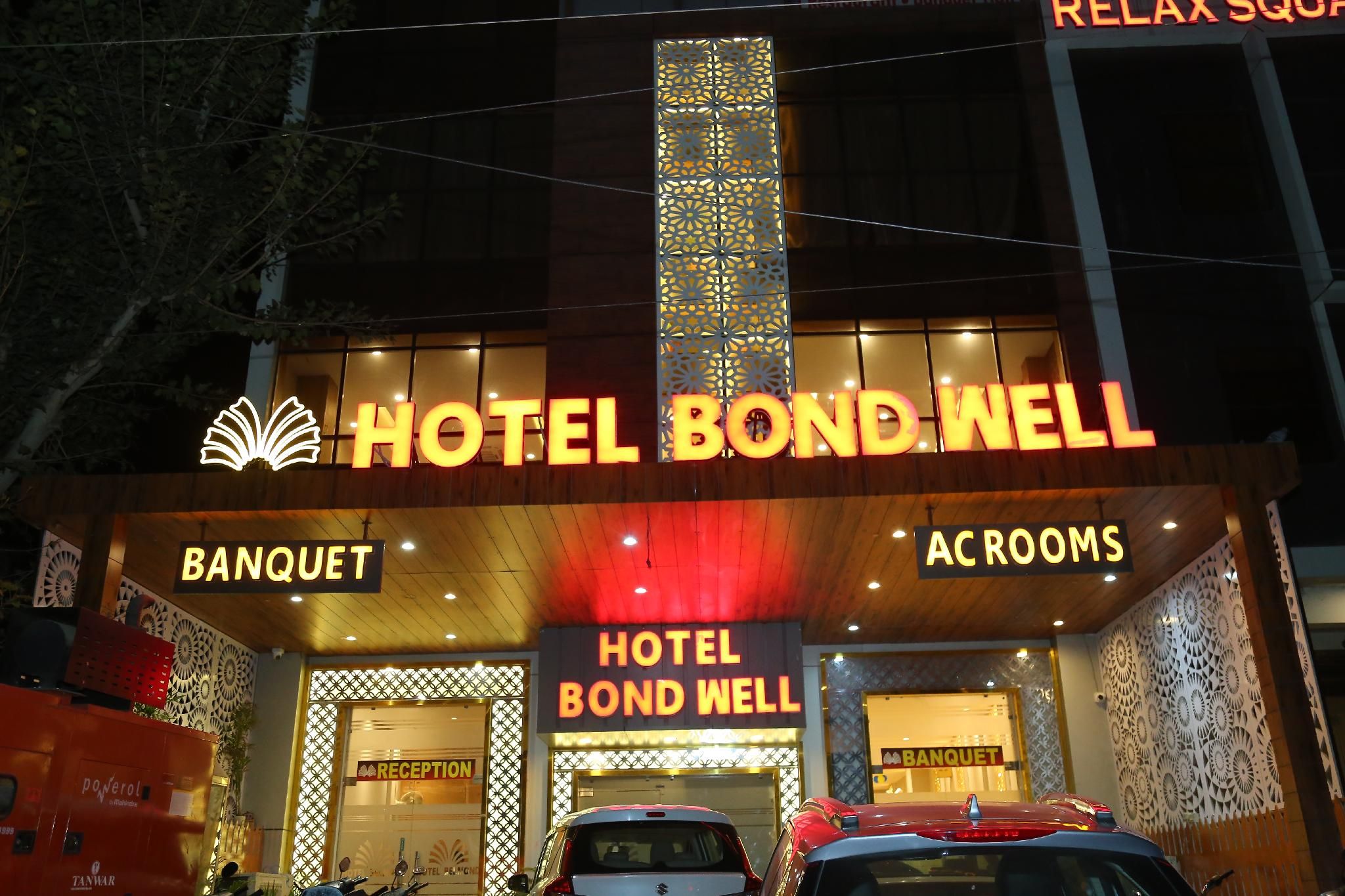 Hotel Bond Well