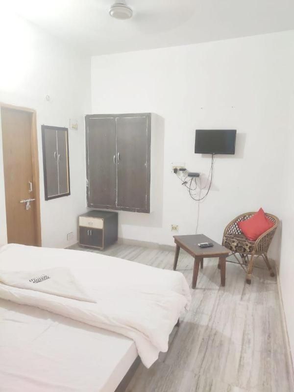 Standard Double Shared Facilities