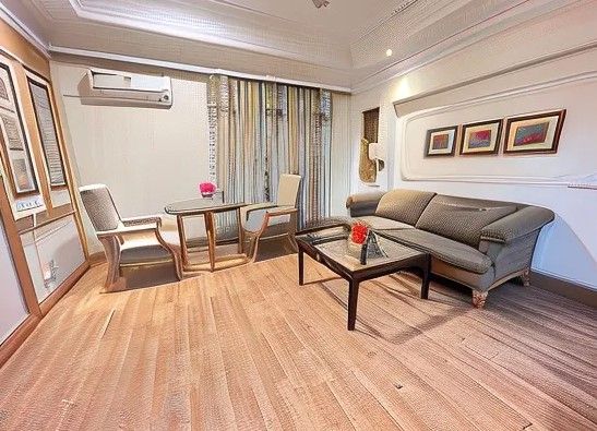 Hotel Inaya Suites - Rooms with Bathtub