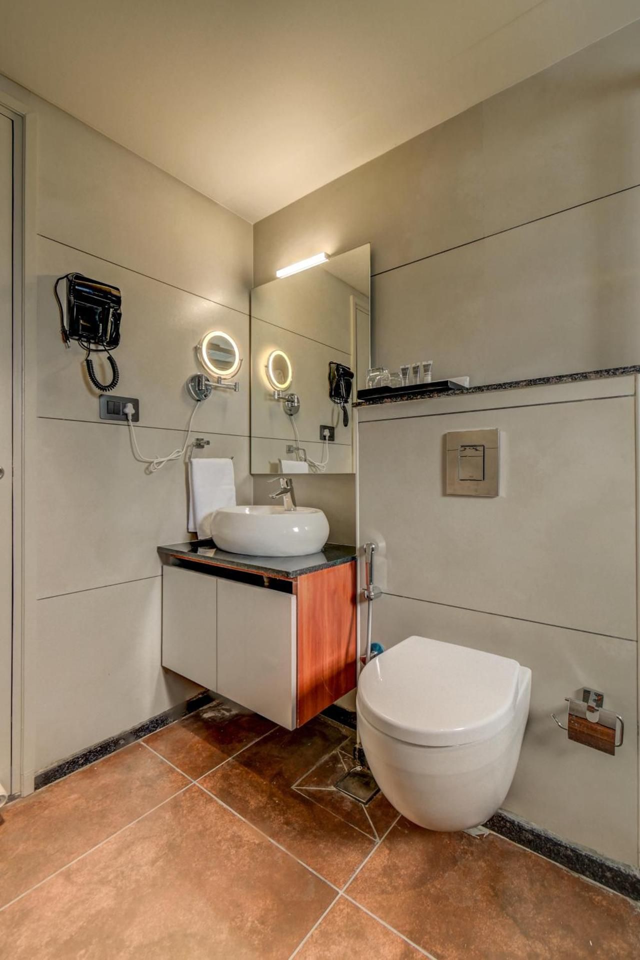 Hotel Hari Govindas Mysore - Explore the Heart of Mysore Suite Room 3