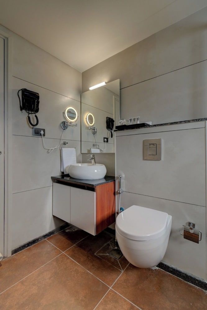 Hotel Hari Govindas Mysore - Explore the Heart of Mysore Superior Room with City View 3