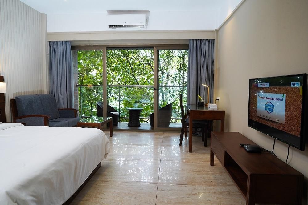 Melton Grove View Room