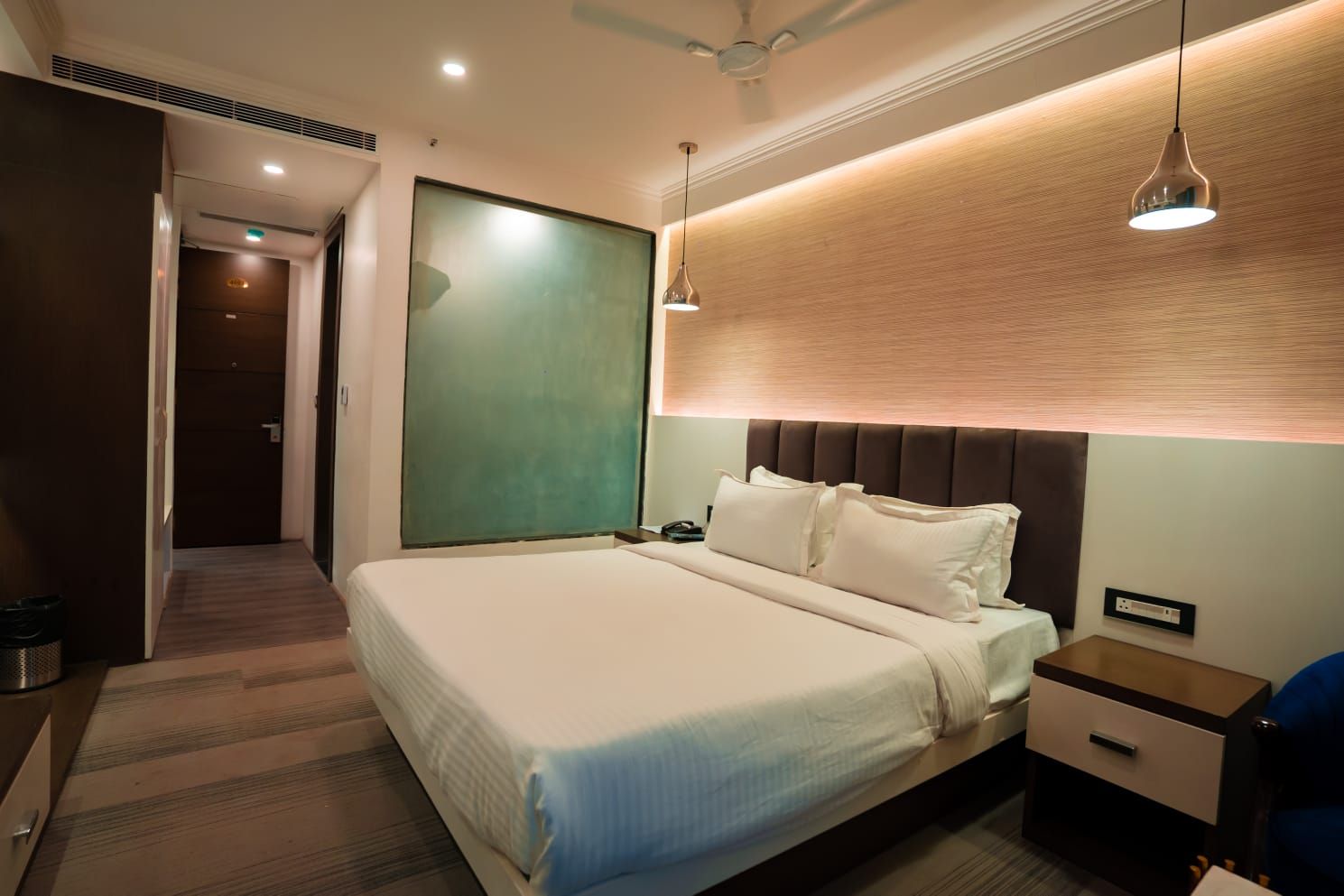 Excuitive Deluxe Room