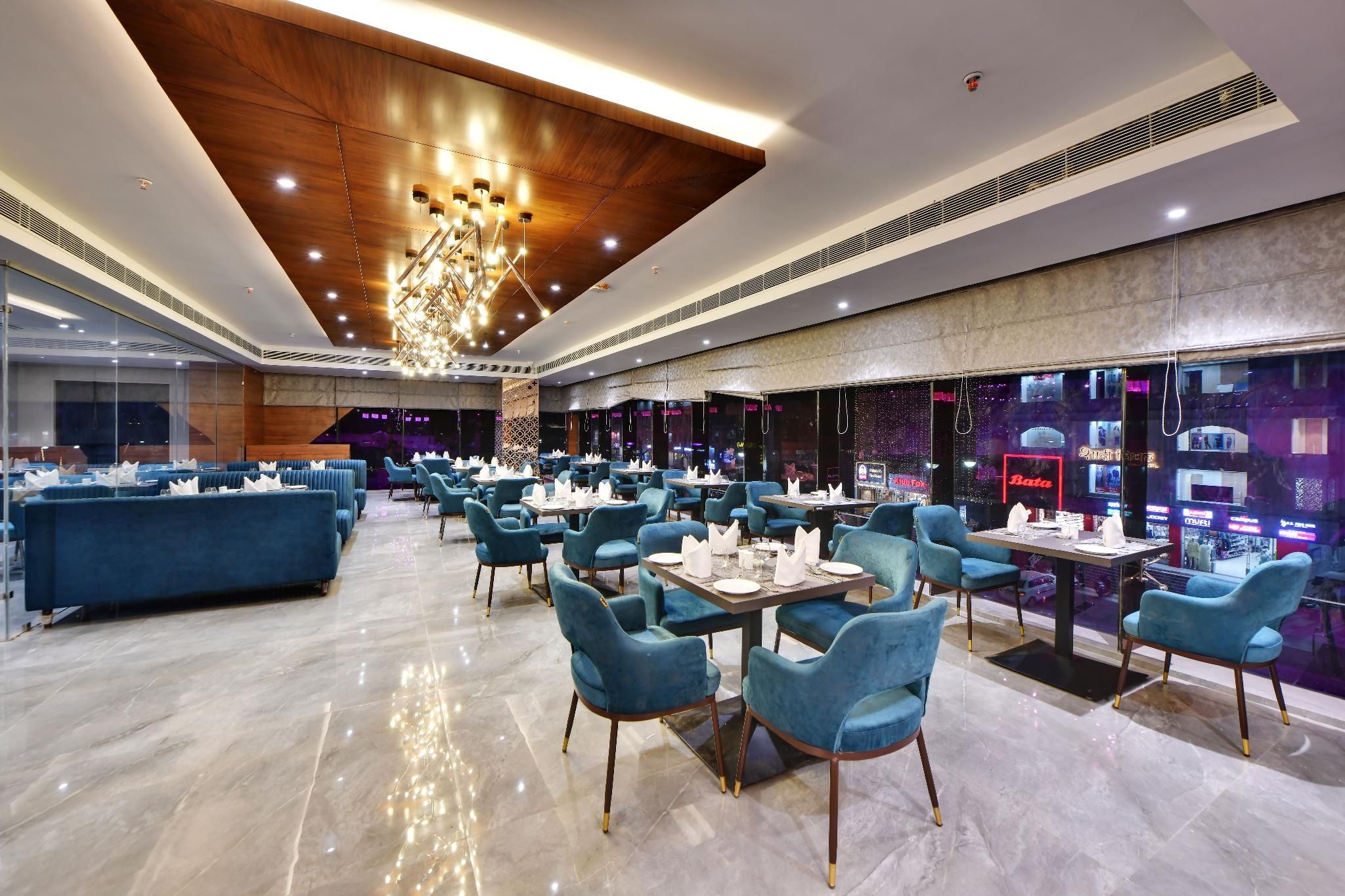 Food & Dining