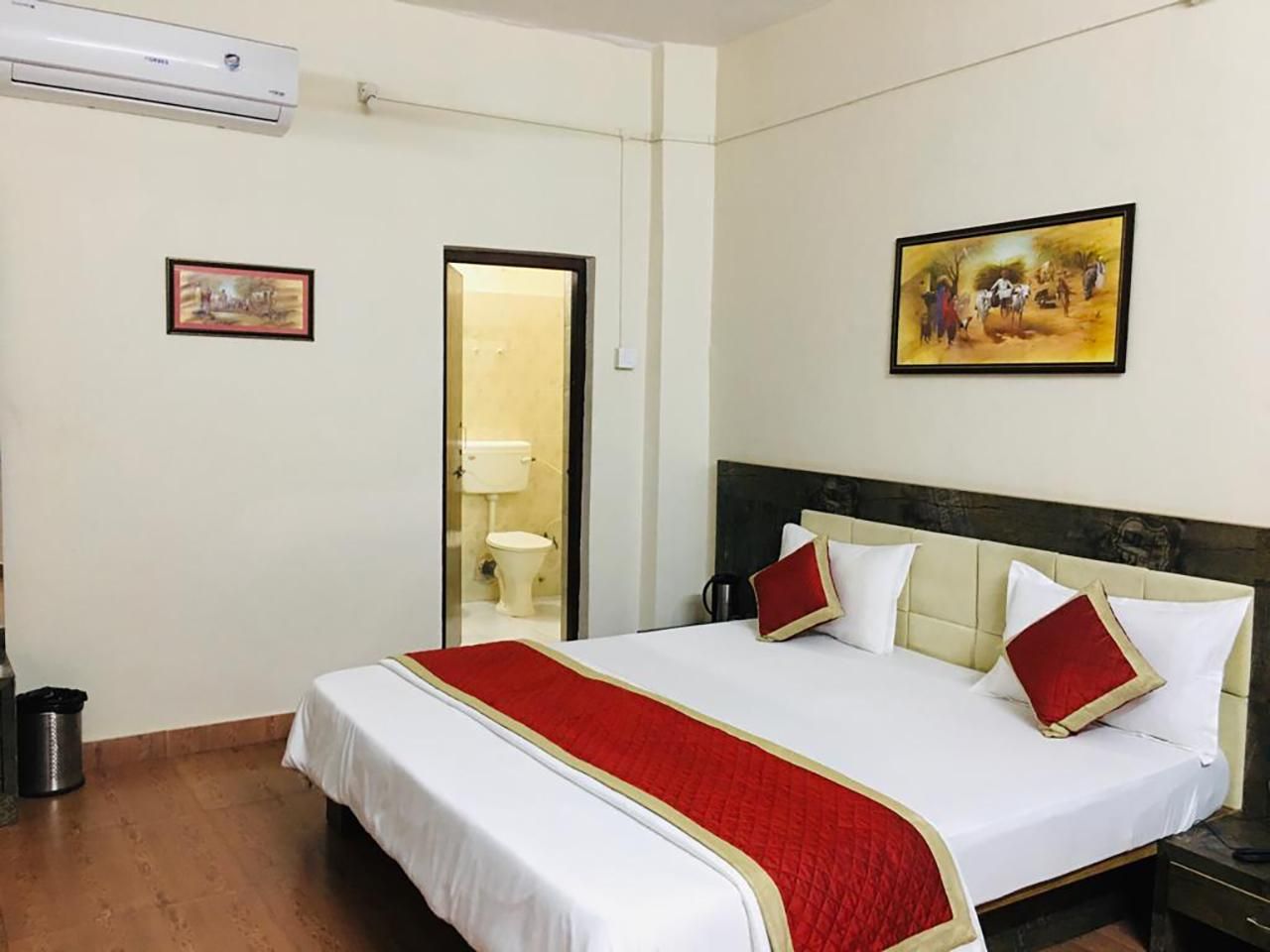 Interconnecting Rooms