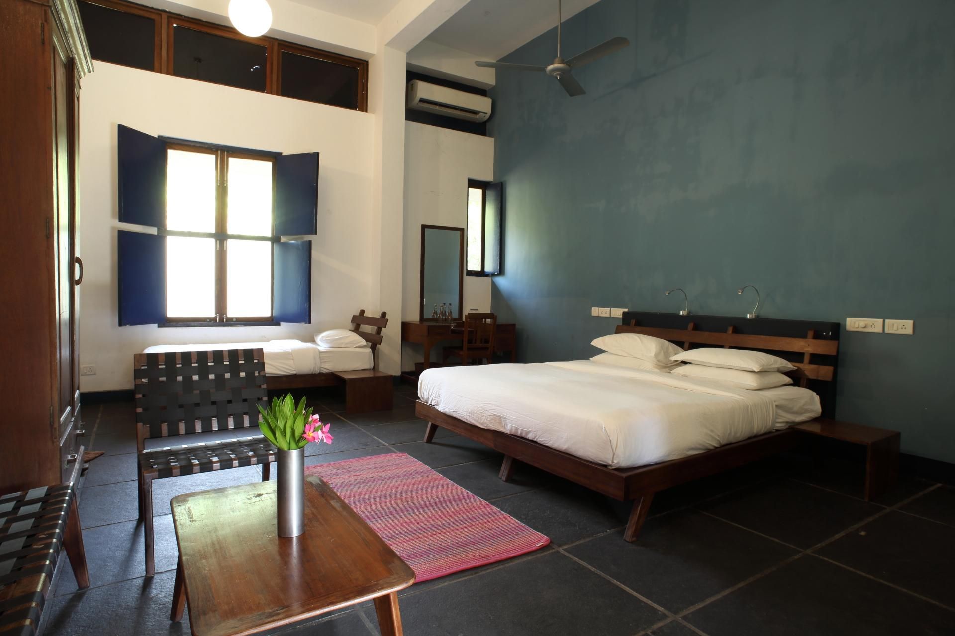 Courtyard Room