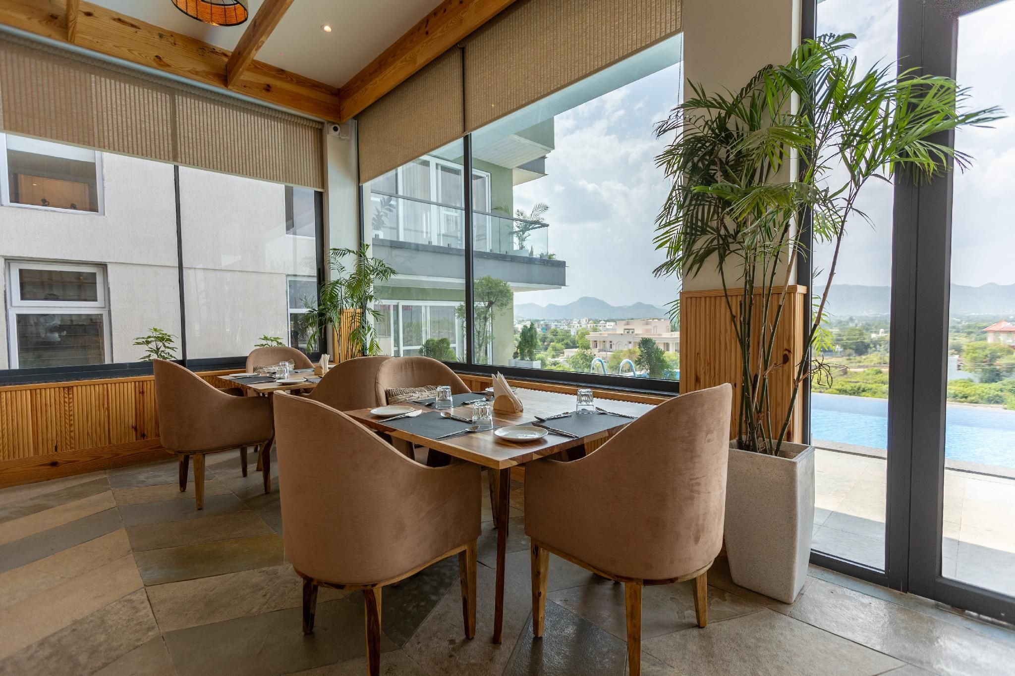 Restaurant (Private room)