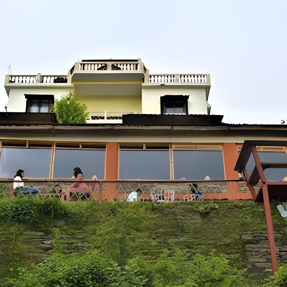 ALhito Cafe and Resort, Almora