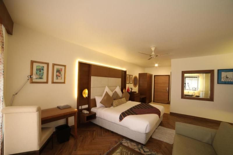 Premier Room