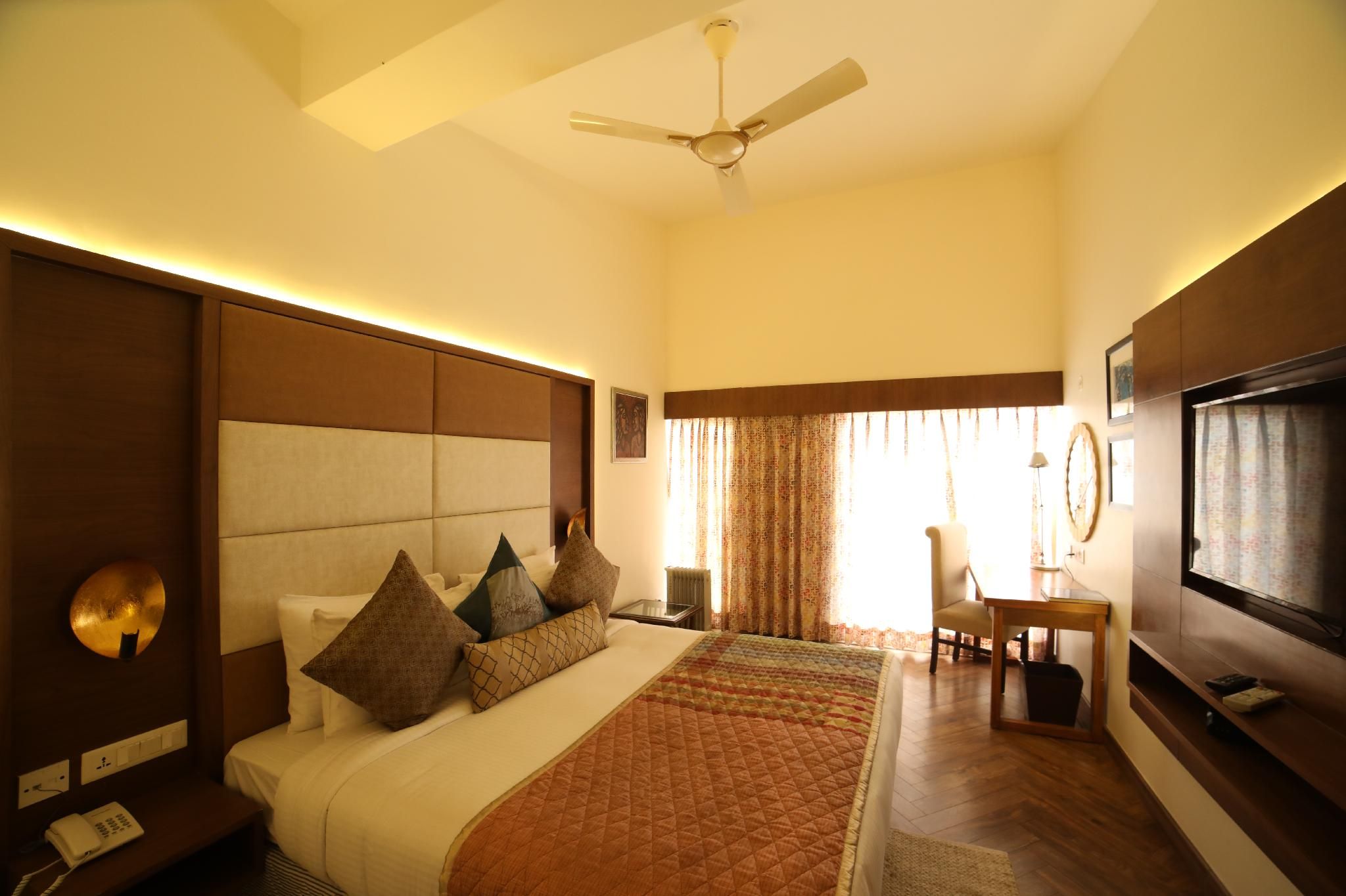 Deluxe Forest View Room