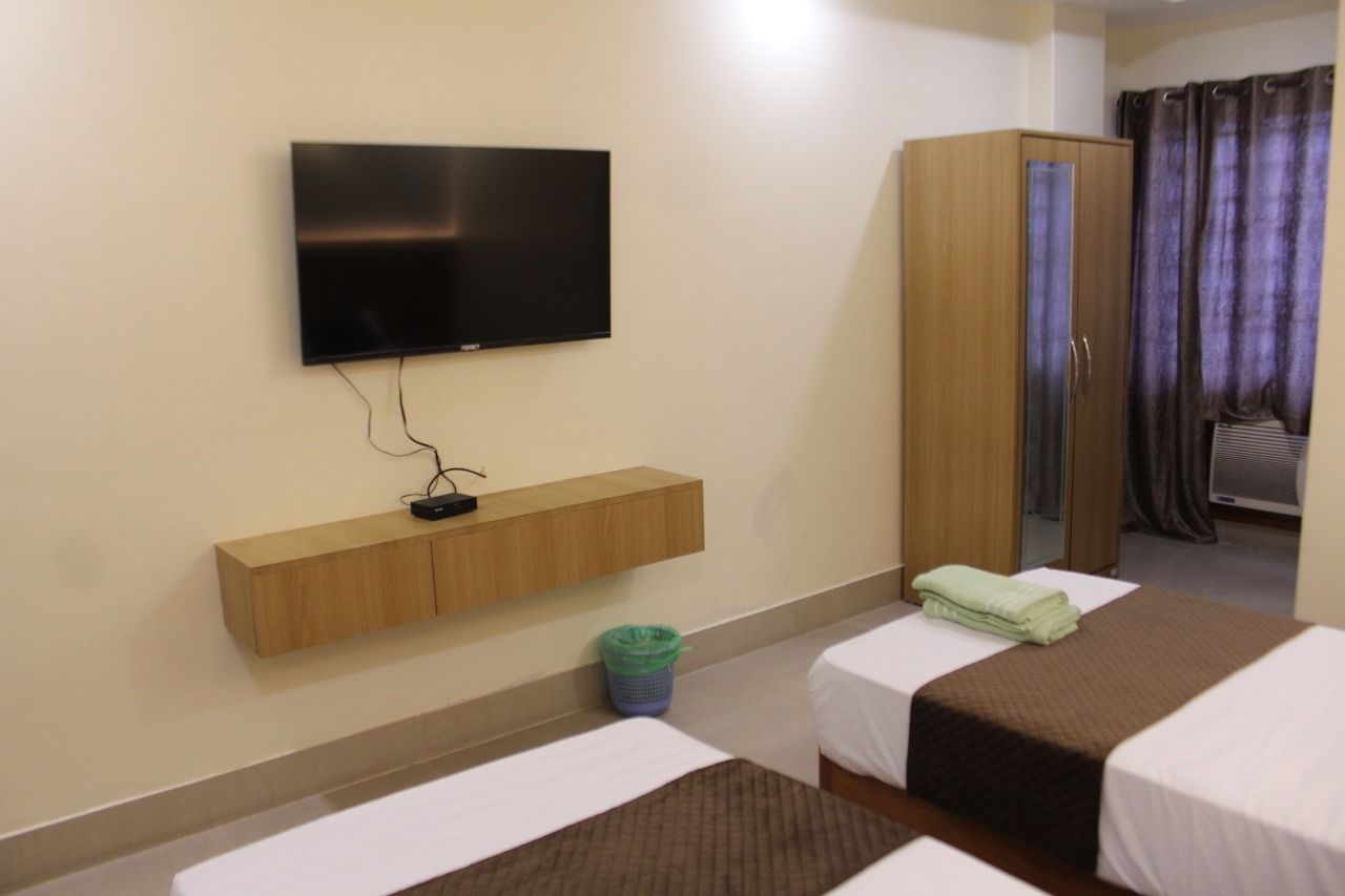 Deluxe room AC
