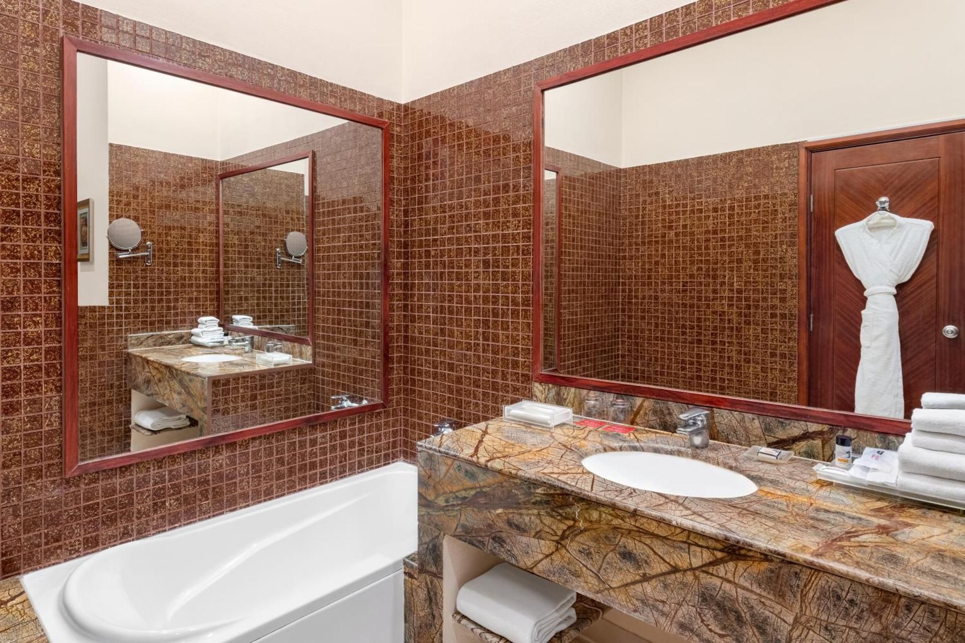 2 Twin Beds, Premium Deluxe Room, Non-Smoking
