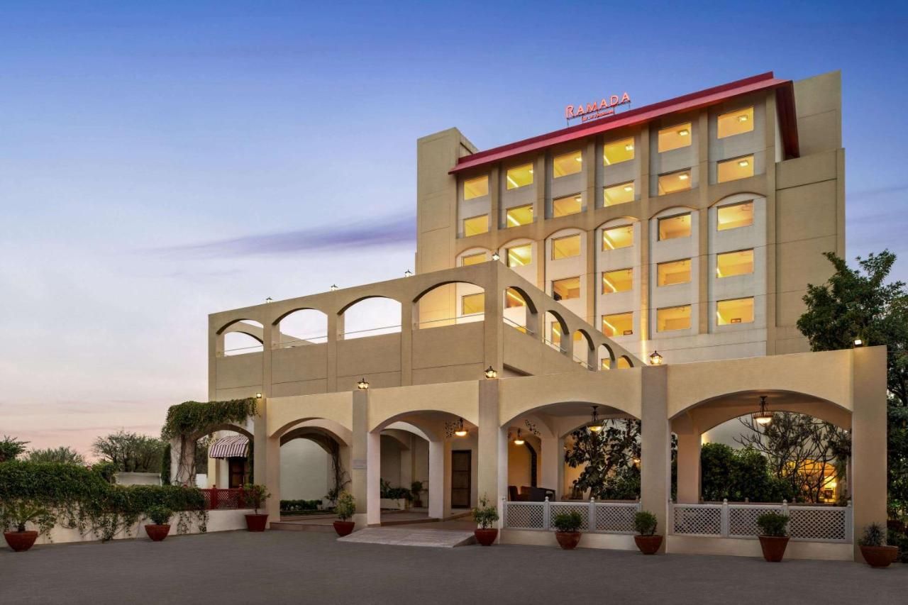 Hotel Exterior