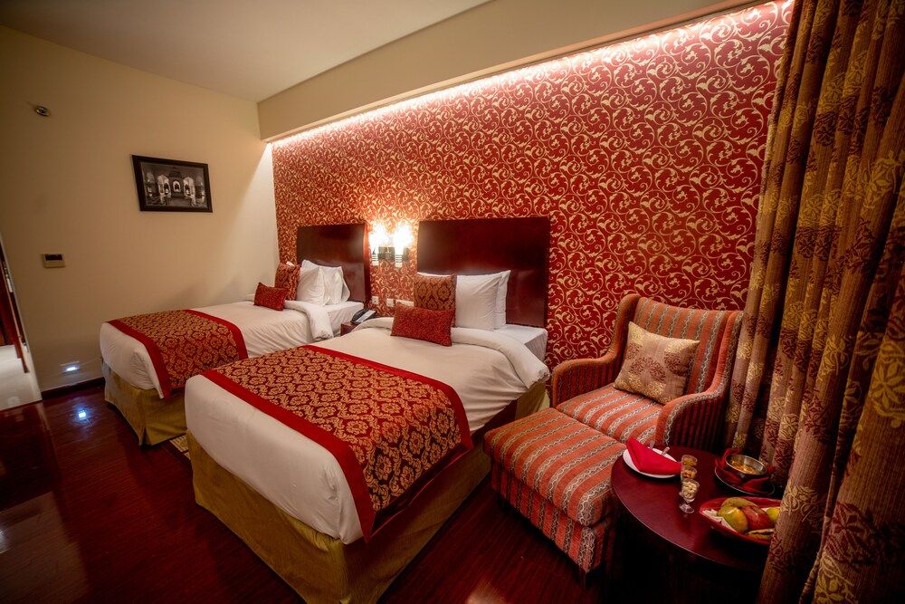 Ramada by Wyndham Jaipur Jaisinghpura 2 Twin Beds, Deluxe Room, Non-Smoking 3