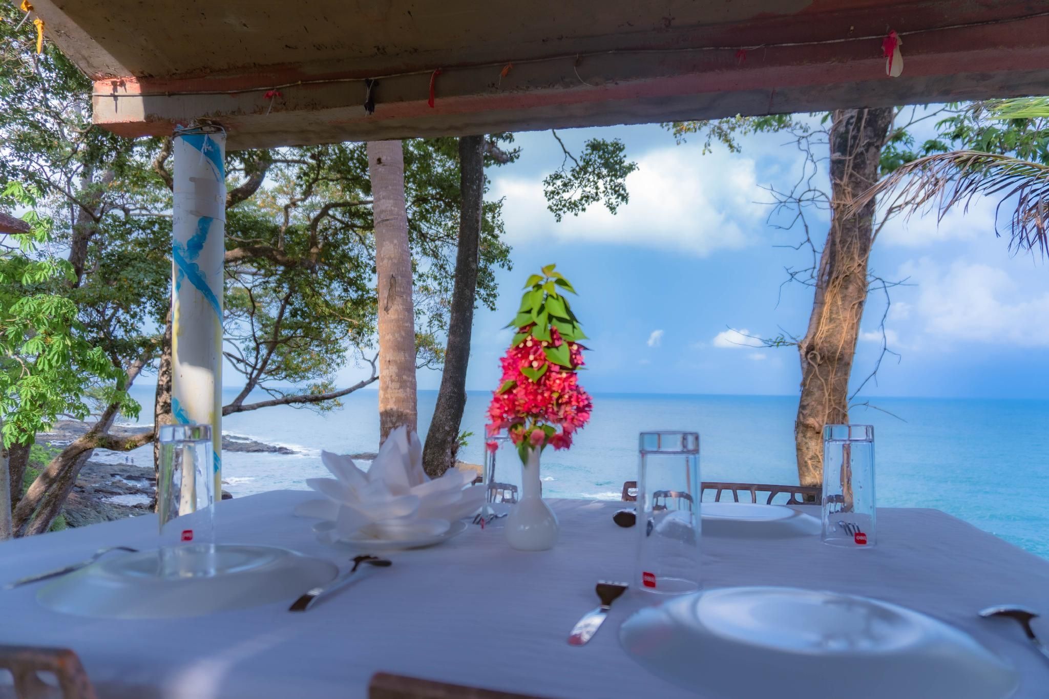 Deluxe Single Room-Croma-YCHS