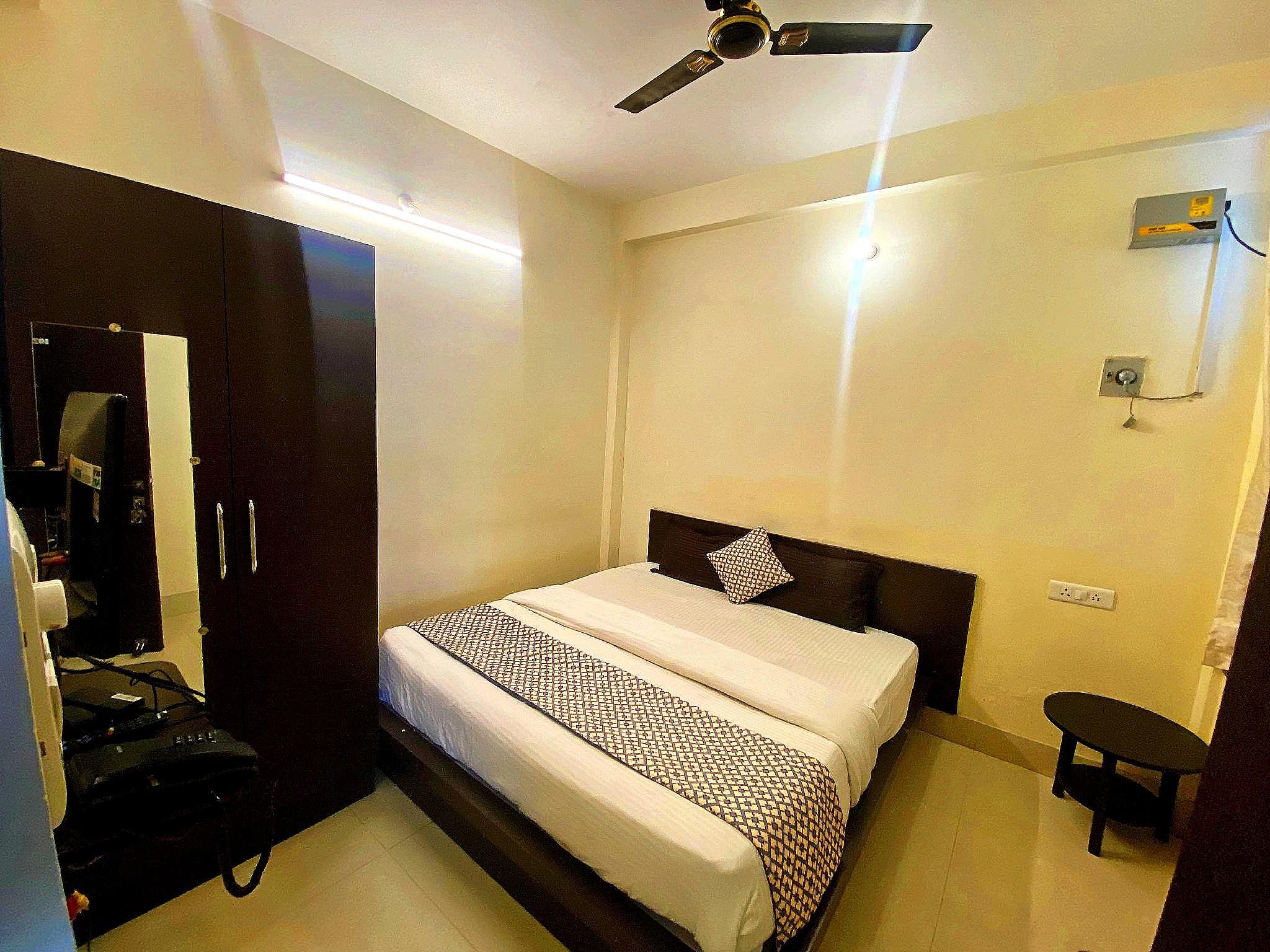 Premium Deluxe Double with Window
