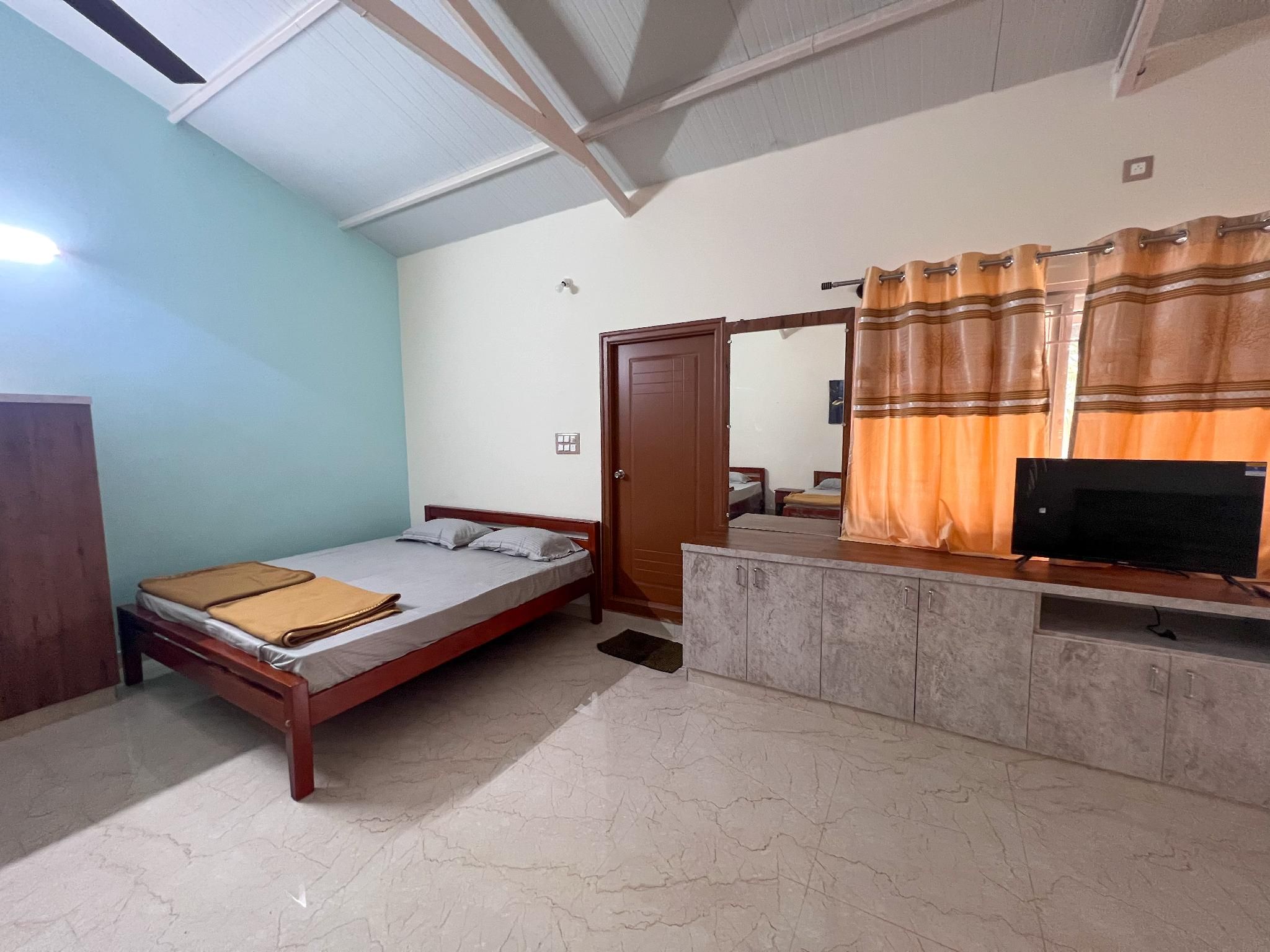 Gandhada Goodu Retreat Dormitory Room (Tunga) 2