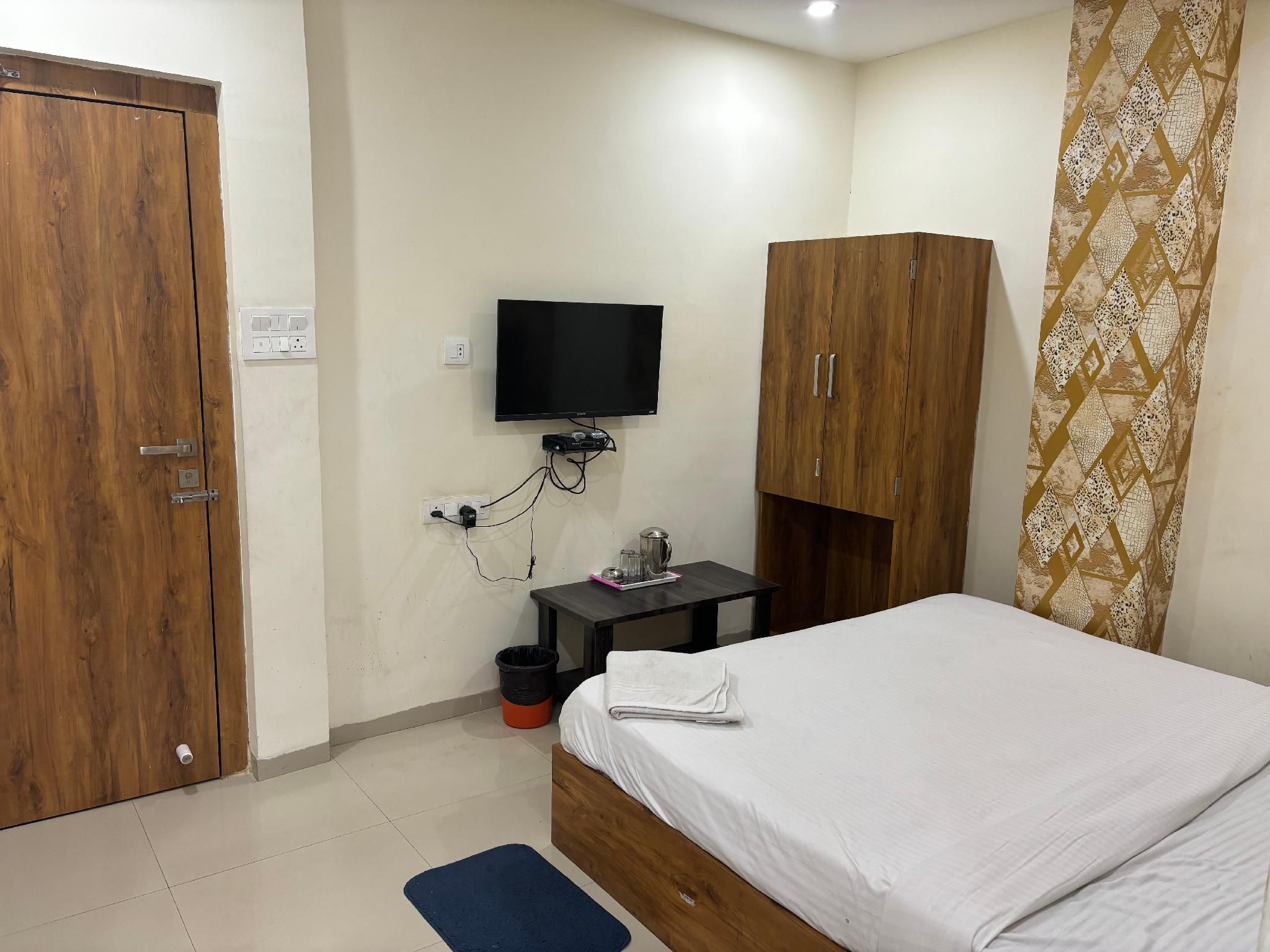 Hotel Arraj Non AC Standard Room 2