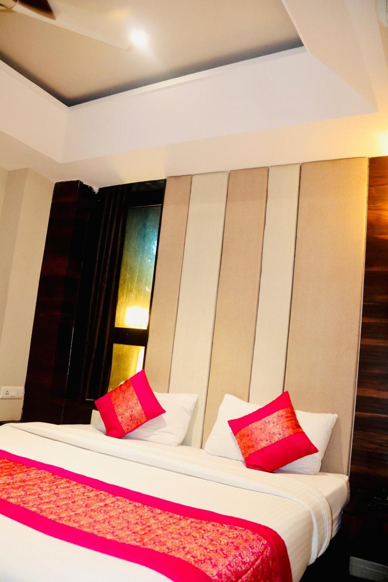 Hotel The Magic Tree - Karol Bagh New Delhi Deluxe Double or Twin 2