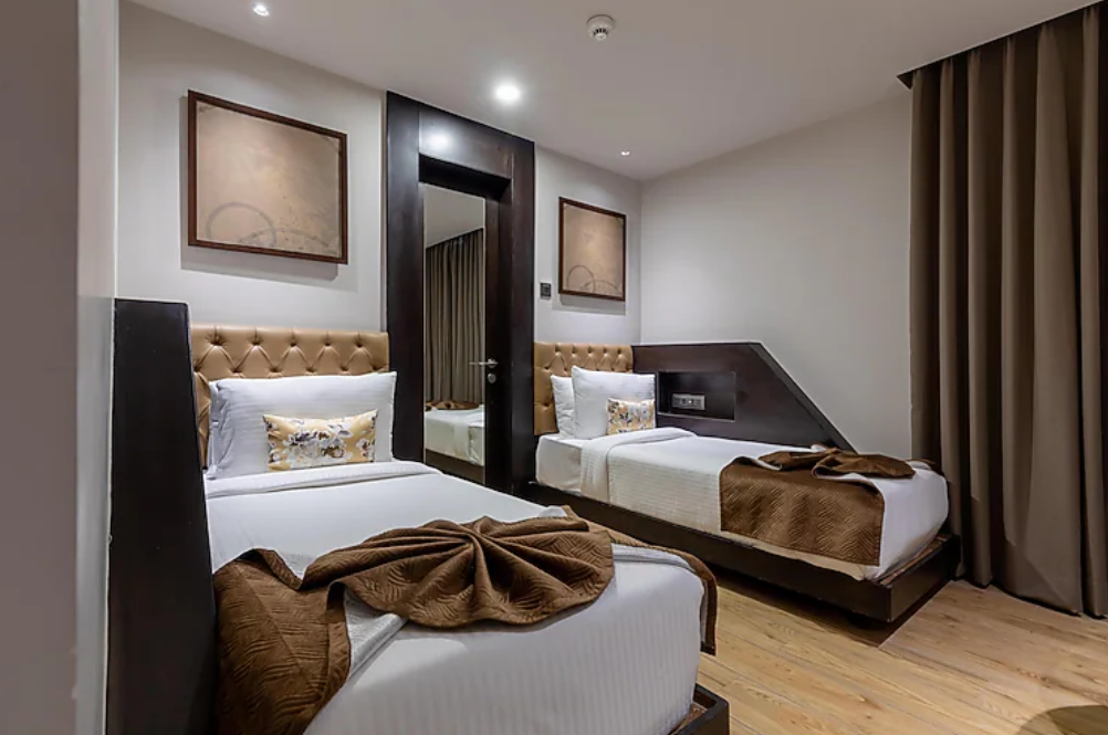 Executive Room Twin Bed