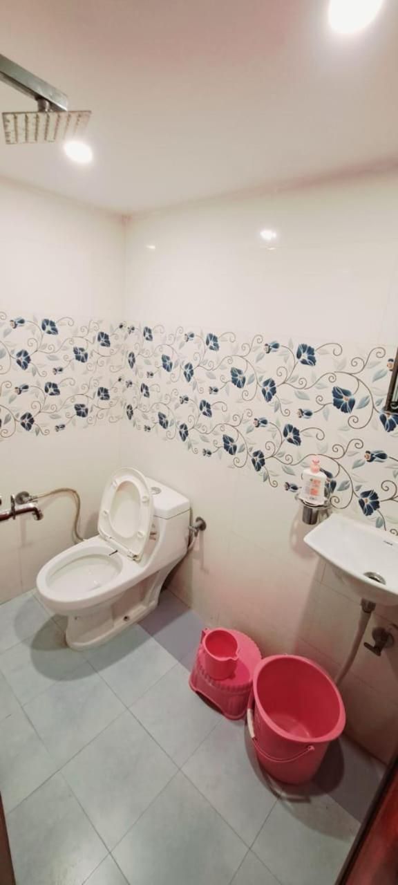 Deluxe - Air Conditioning