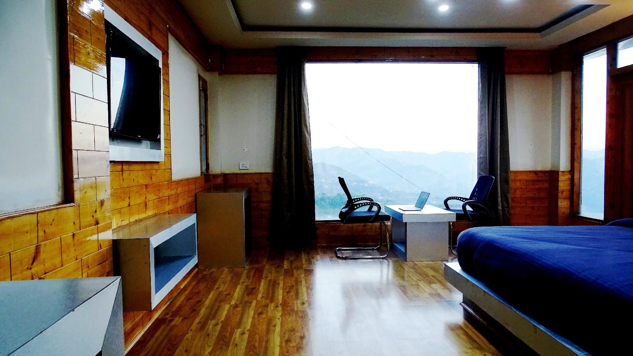 King Room with Private Balcony