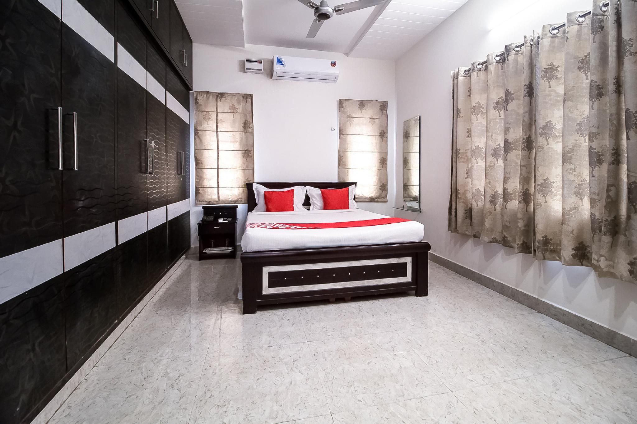 Deluxe Double or Twin