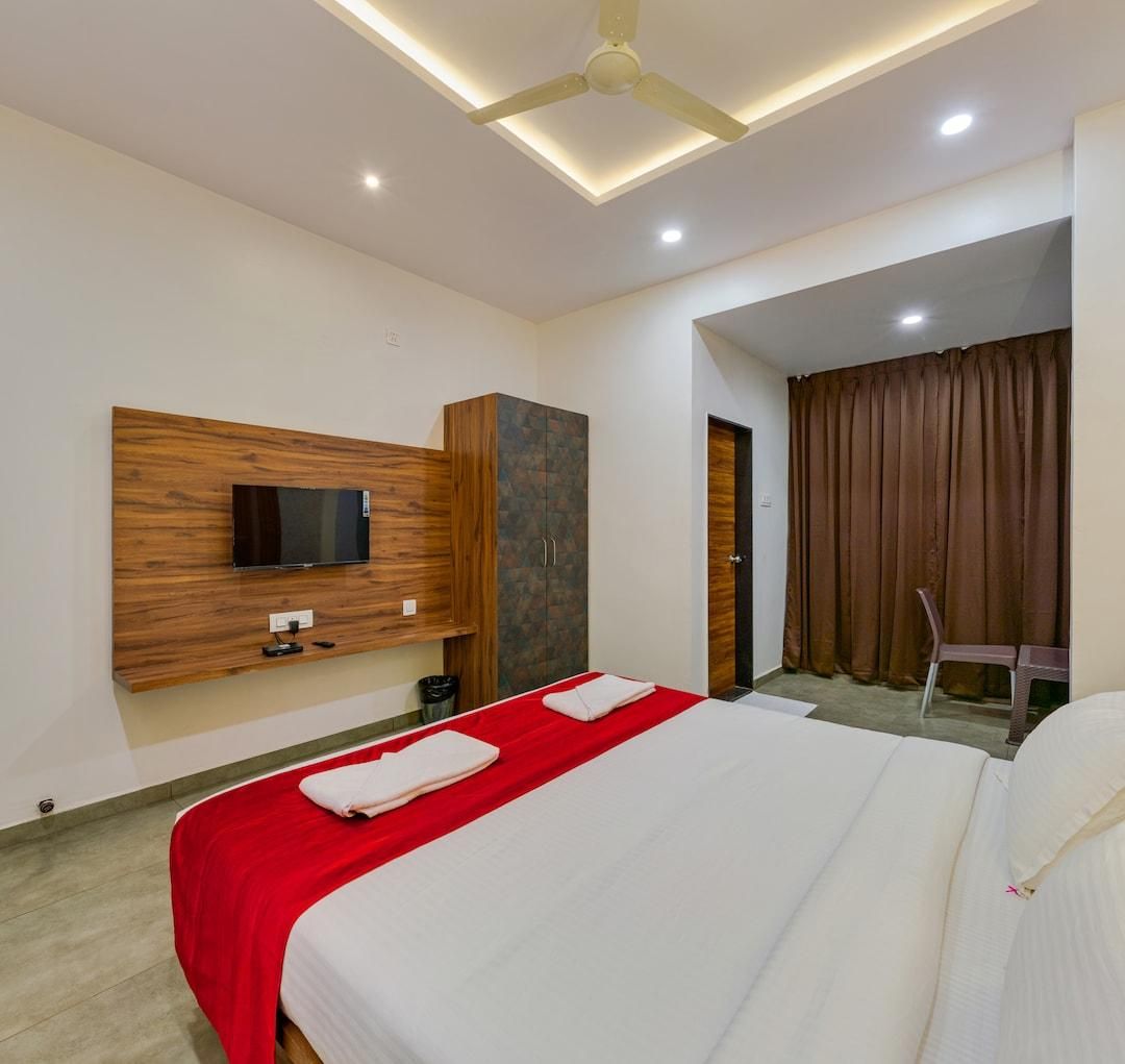 Hotel Trisha Executive, Admapur Deluxe Room Non AC 2
