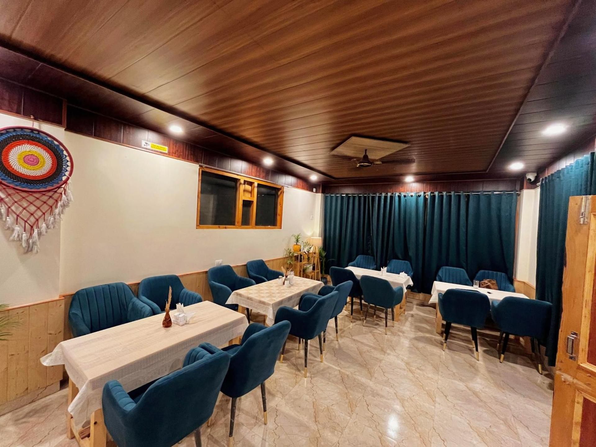 Hotel Mid Orchard Kasol l River Side facilities