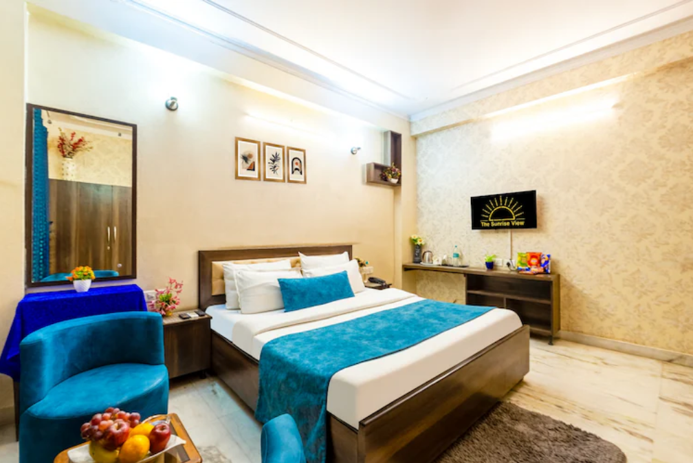 The Sunrise View By Aura Delxue Room