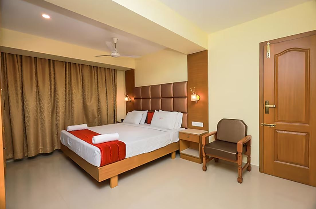 Hotel Sangam Deluxe Double sharing A/C 4
