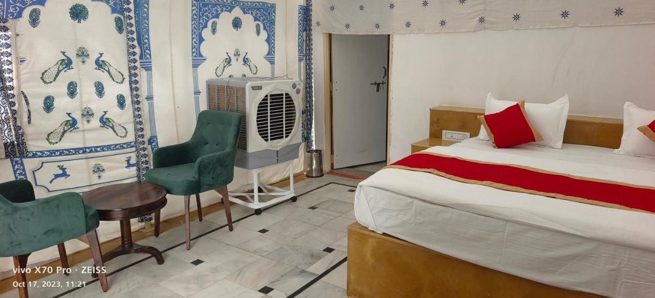 Jaisalmer Dekho Desert Camps Sam Deluxe Double or Twin 2