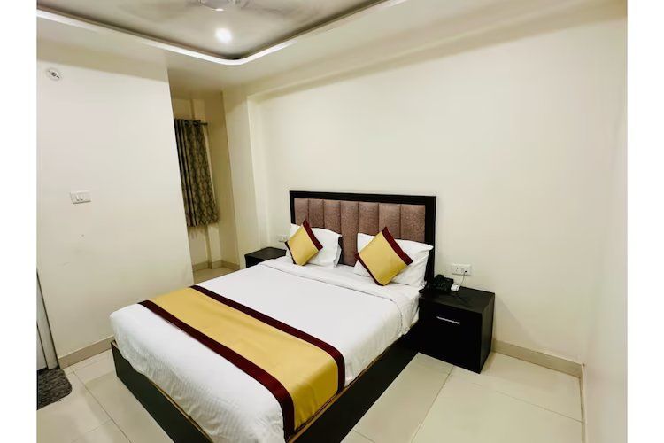 Standard AC Double Bed