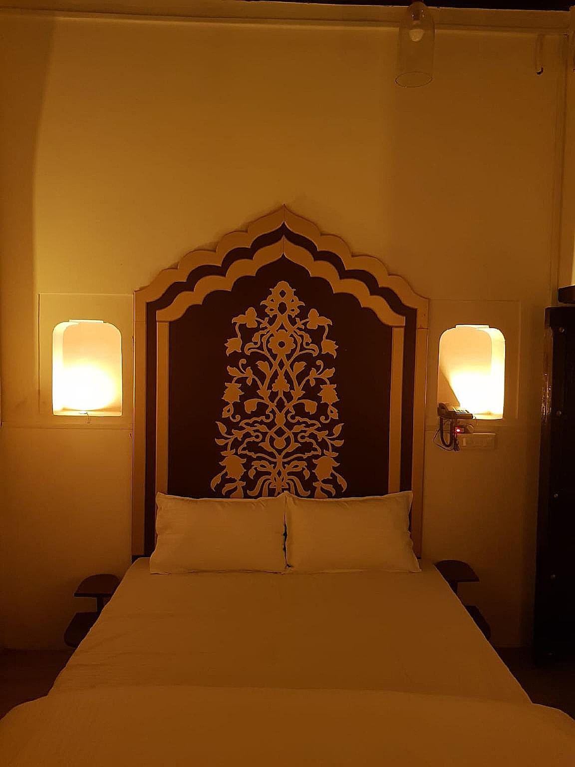 Deluxe Queen Suite